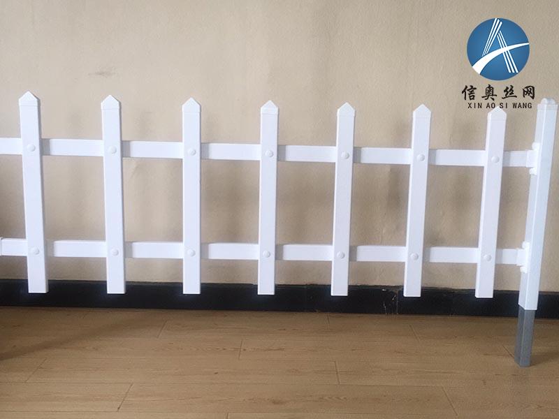 草(cǎo)坪護欄